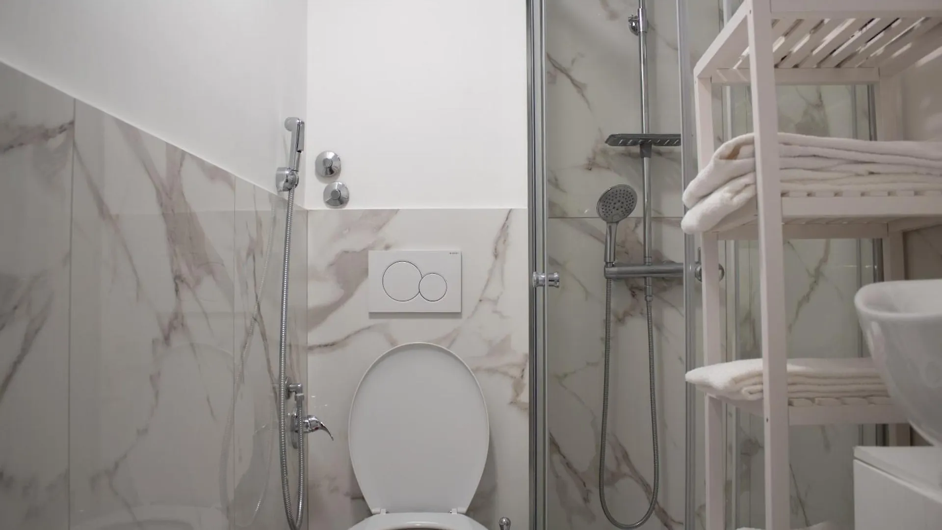 Apartmán La Stanza Del Carducci 3P No Ascensore No Cucina Pavia