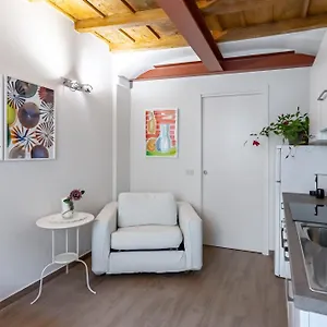 Appartamento La Casa Di Enrichetta - - By Host4u, Pavia